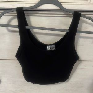 H&M crop tank top size M